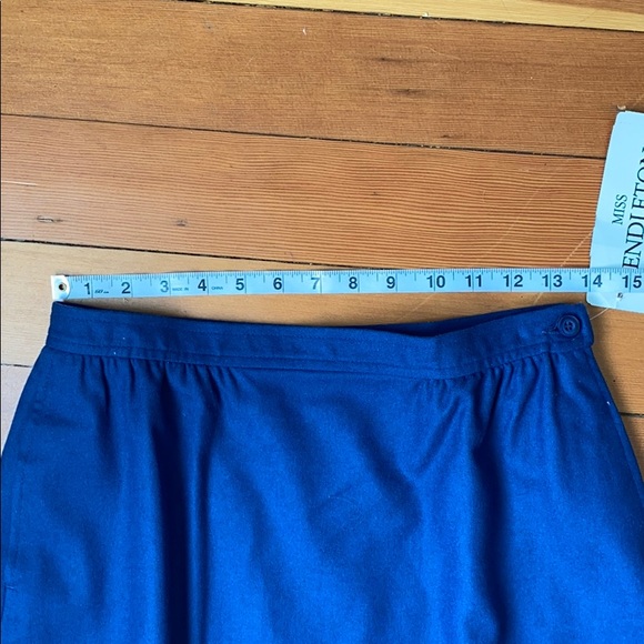 70s Vintage Pendleton Virgin Wool Navy Skirt NWT - Picture 2 of 5